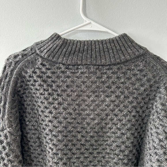 J. Crew Honeycomb Mockneck Sweater in Wool Blend Charcoal NWT Size Medium - Picture 14 of 14